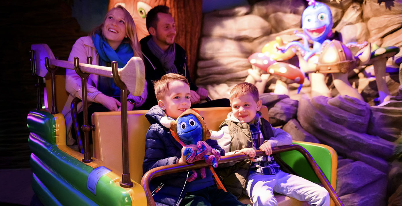 Muziek van Europa-Park-attractie Snorri Touren online te beluisteren