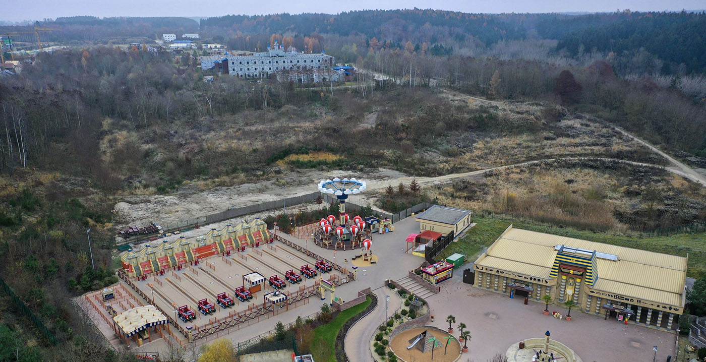 Legoland Deutschland beginnt mit dem Bau eines neuen Themenbereichs mit Achterbahnen