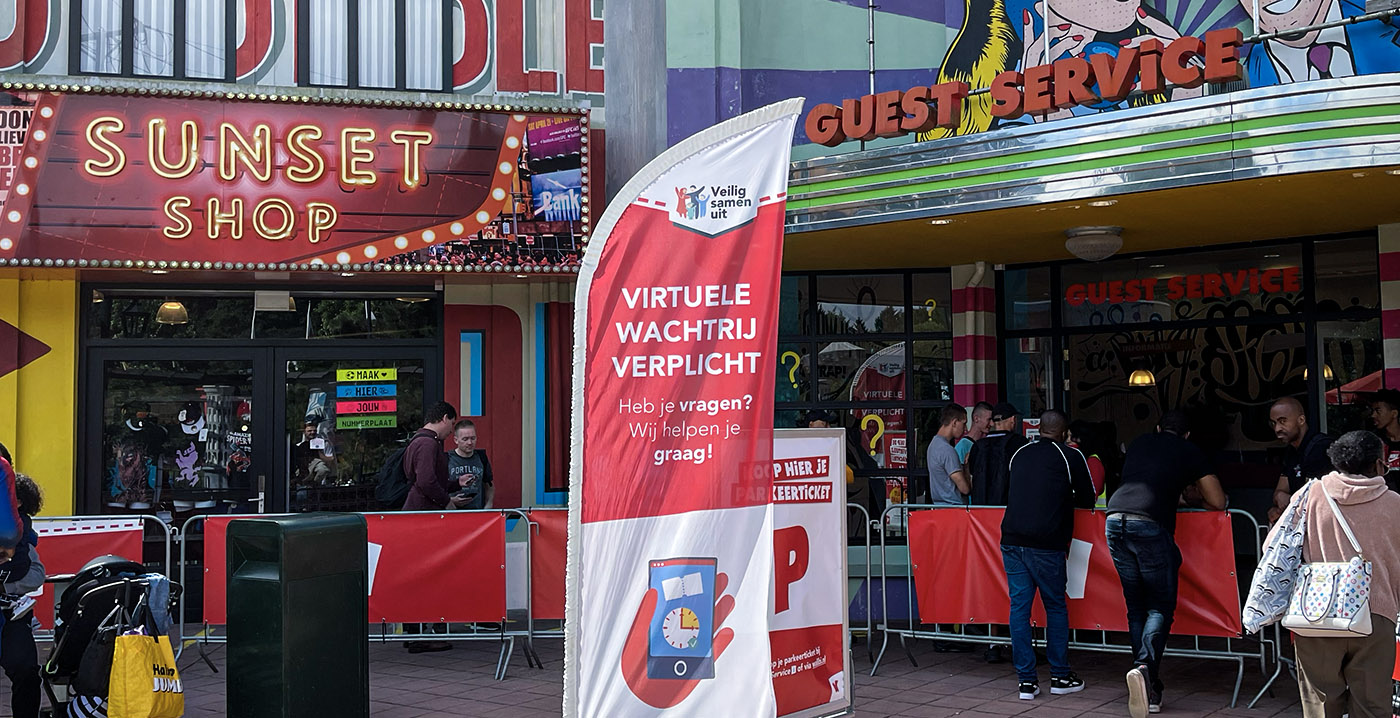 Coronaregels opgeheven, maar Walibi Holland kiest ook in 2022 voor verplichte virtuele wachtrij