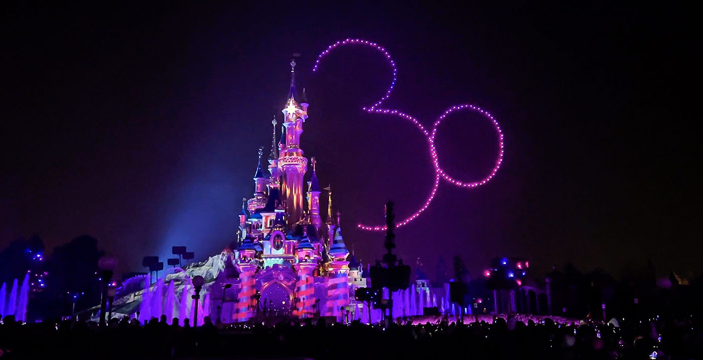 Technisch hoogstandje: Disneyland Paris zet drones in bij avondshow