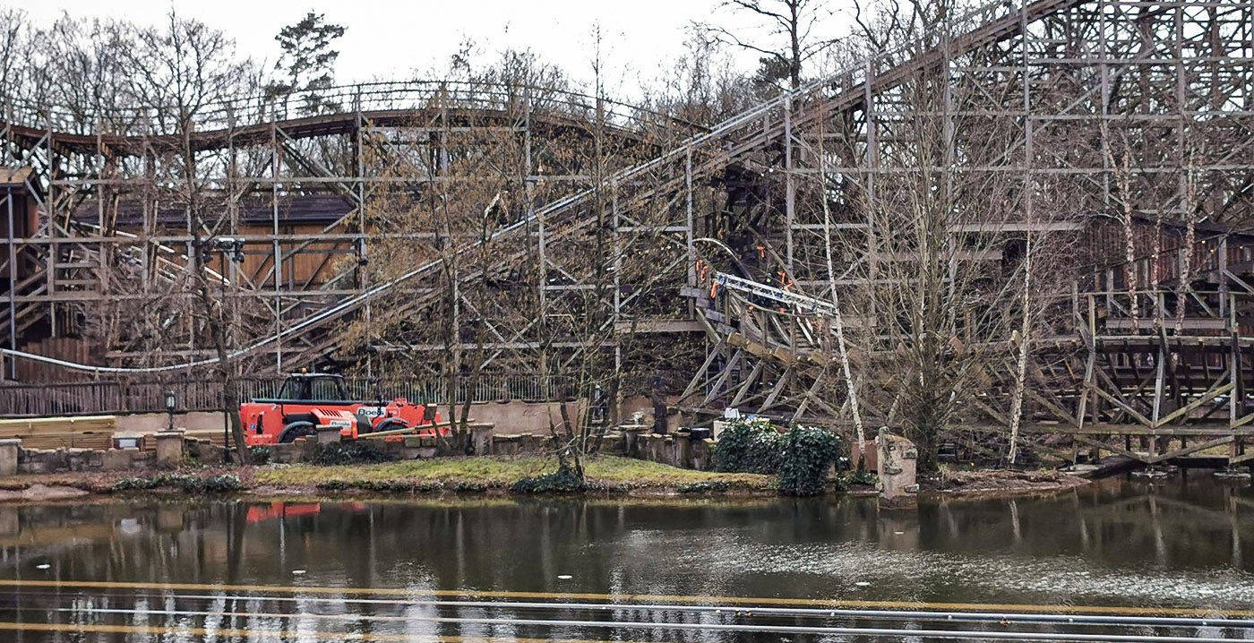 Efteling moet houten achtbaan Joris en de Draak weer vijf weken missen