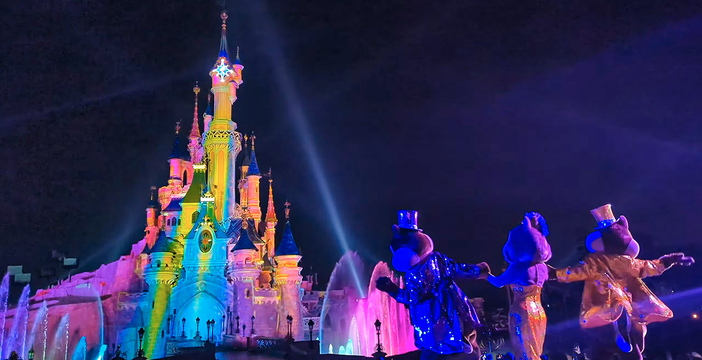 Disneyland Paris duikt in het verleden: historische shows eenmalig terug tijdens speciale feestavond