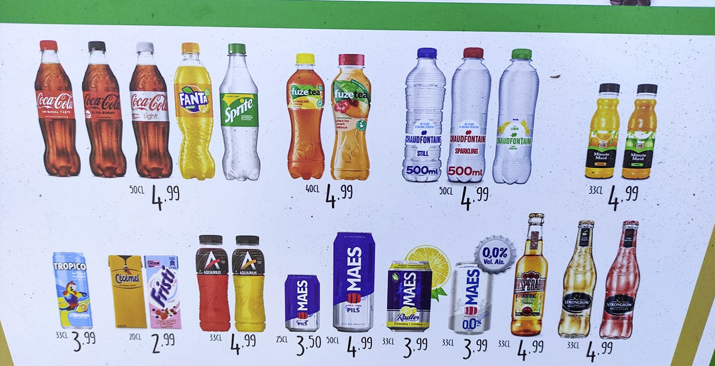 Eén flesje water in Plopsaland De Panne kost nu 5,49 euro: 'Schandalig duur'