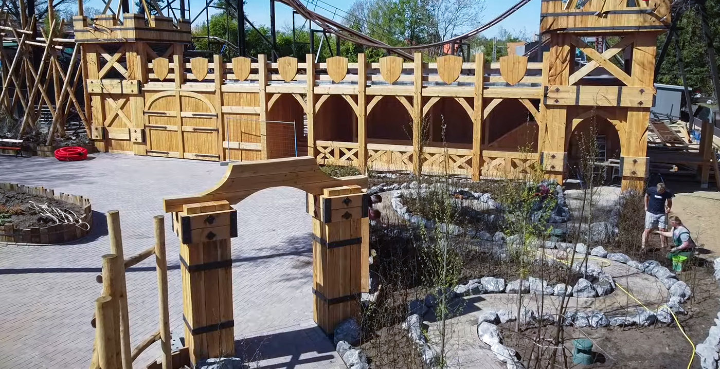 Video: Avonturenpark Hellendoorn legt laatste hand aan landschap rond nieuwe achtbaan