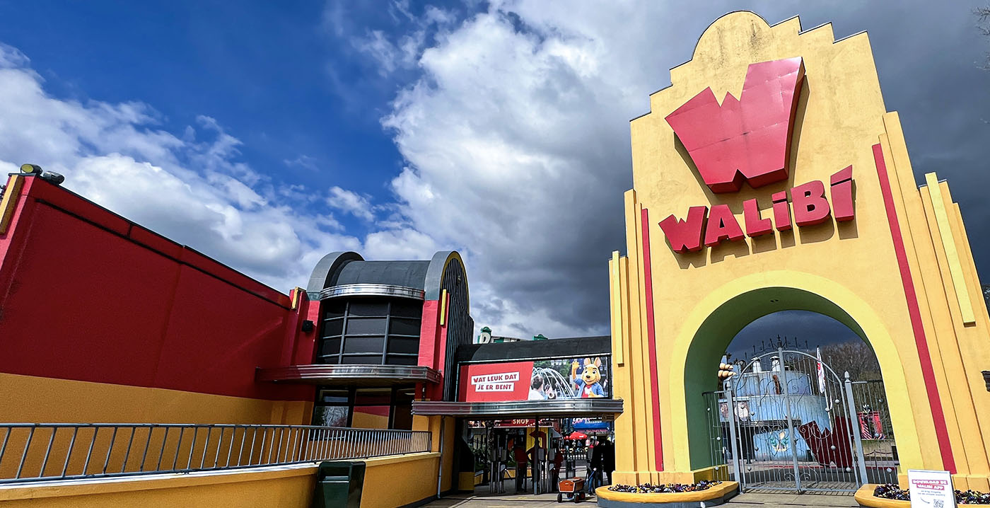 Walibi Holland spricht mit einem Twitter-Nutzer 