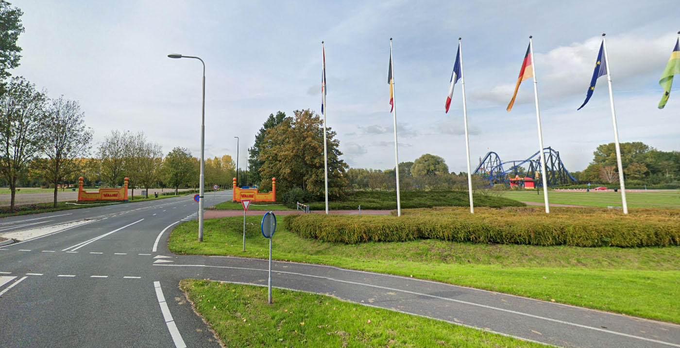 Lichaam gevonden pal voor ingang parkeerterrein Walibi Holland