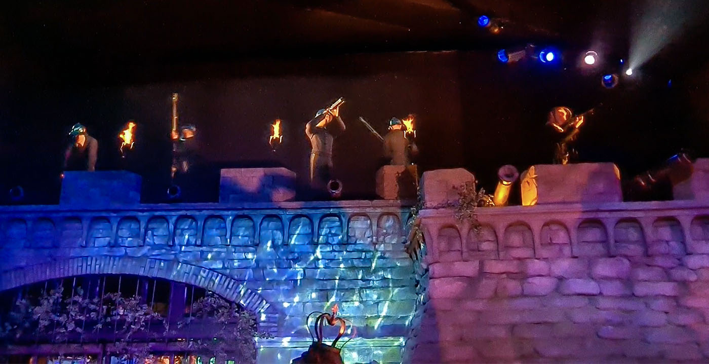 Video: Europa-Park vernieuwt scène in darkride Piraten in Batavia