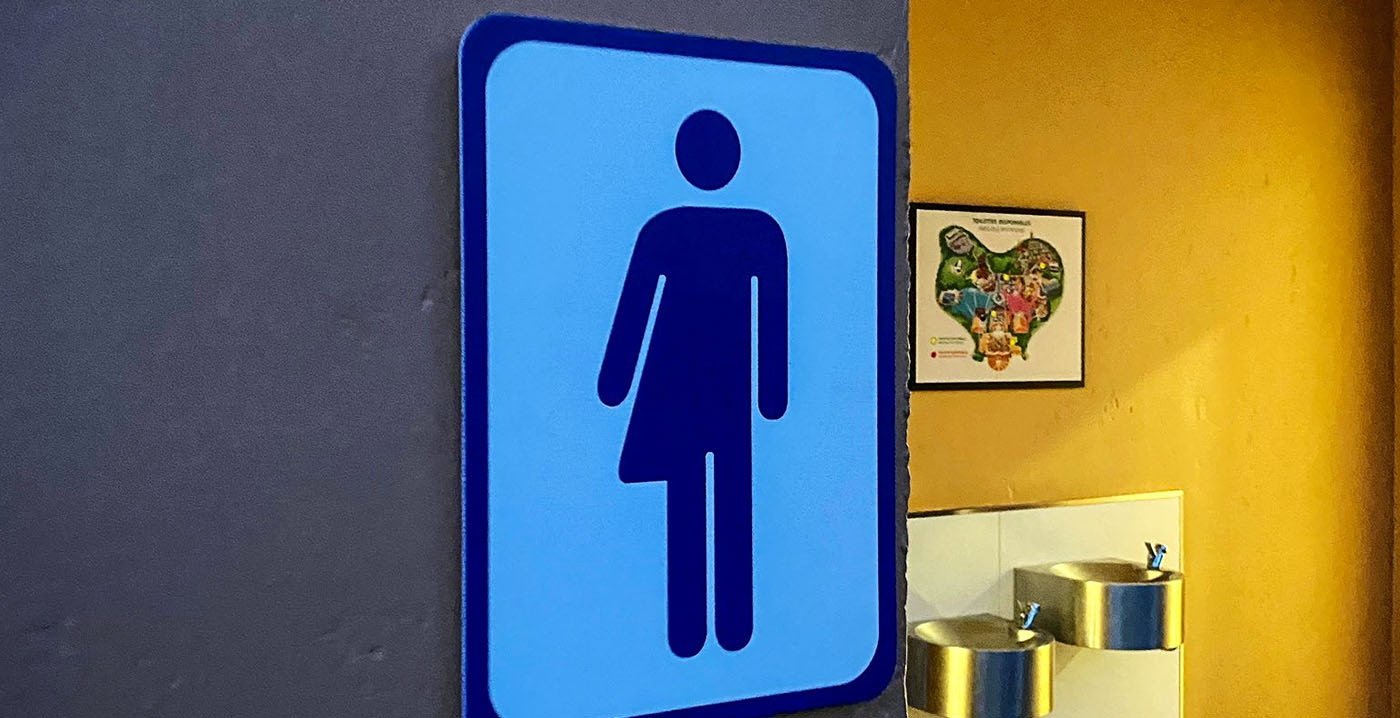 Disneyland Paris maakt toiletten genderneutraal voor Pride-festival