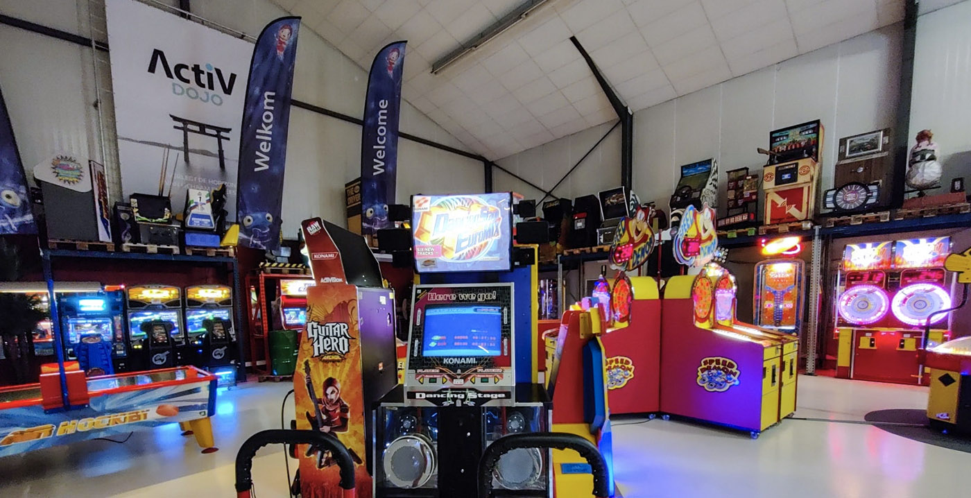 Spullen uit failliet pretpark Yumble duiken op in Belgische arcadehal