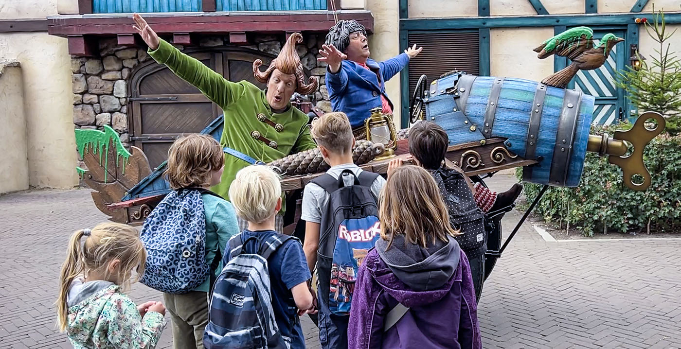 Video: Max en Moritz voor het eerst in levenden lijve te ontmoeten in de Efteling