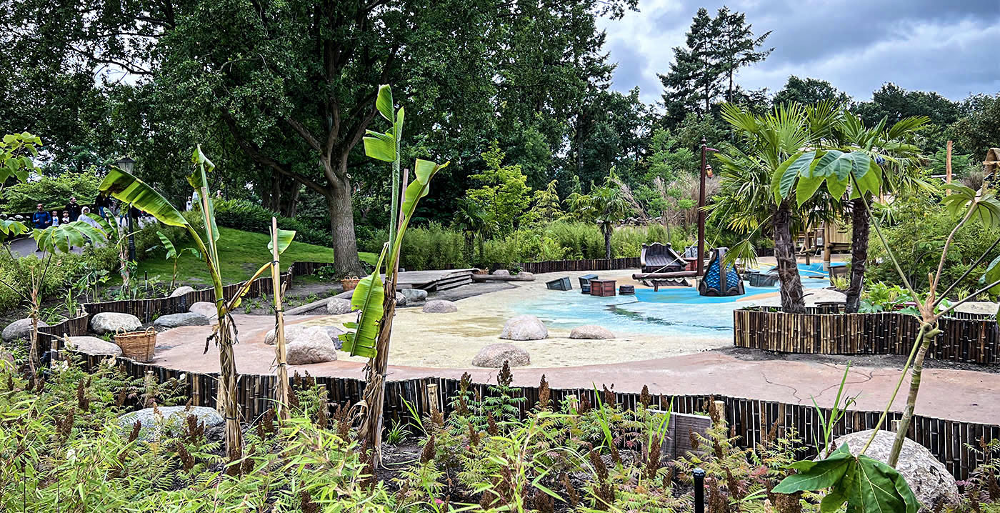 Foto's: meer beplanting en nieuwe hekken in Efteling-waterspeeltuin Archipel