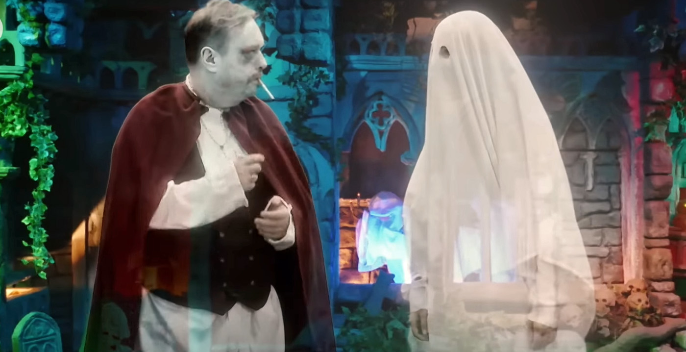 Komische sketch met ontevreden Spookslot-bewoners op Vlaamse tv