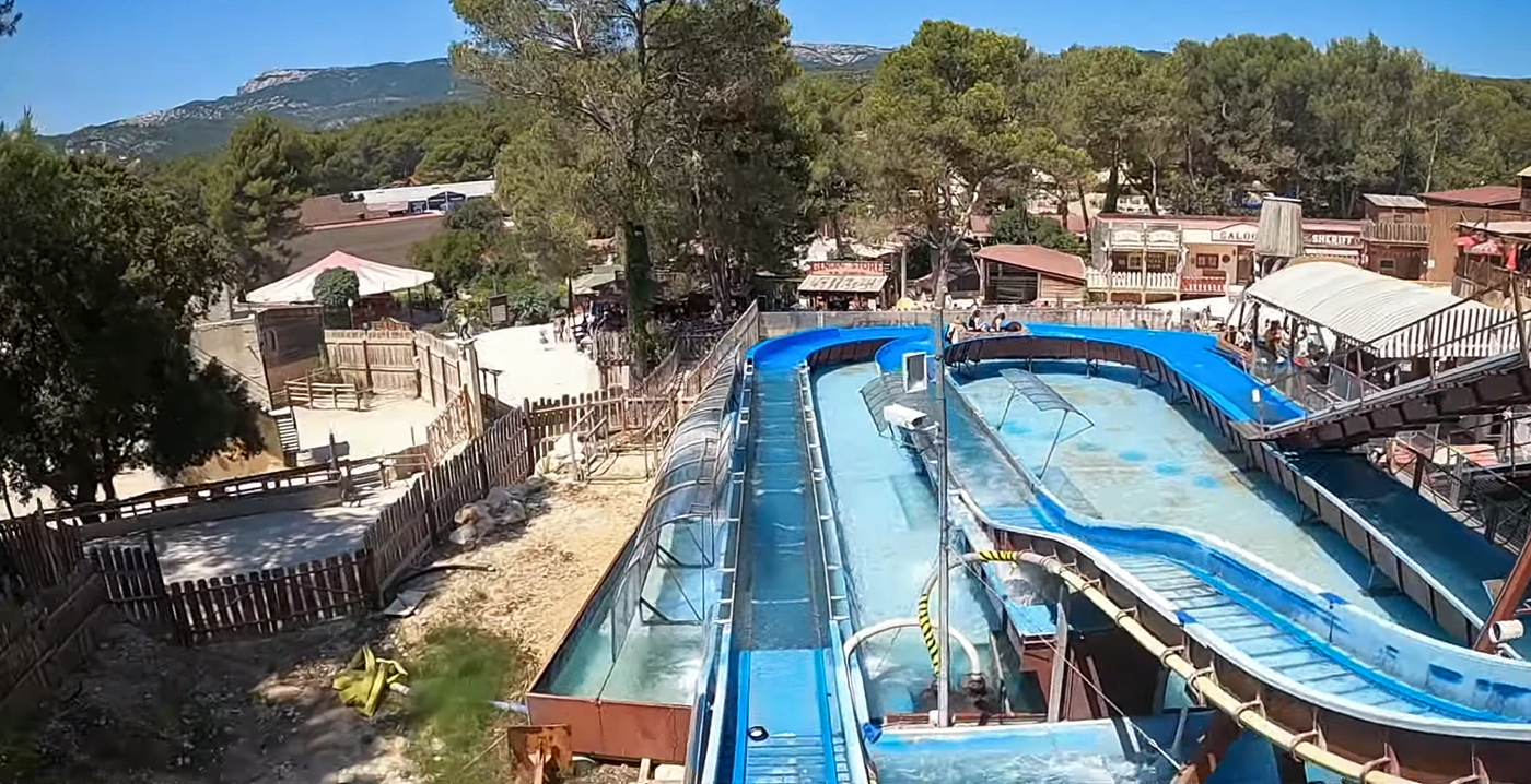Ongeluk met waterbaan in Frans pretpark: vier bezoekers gewond