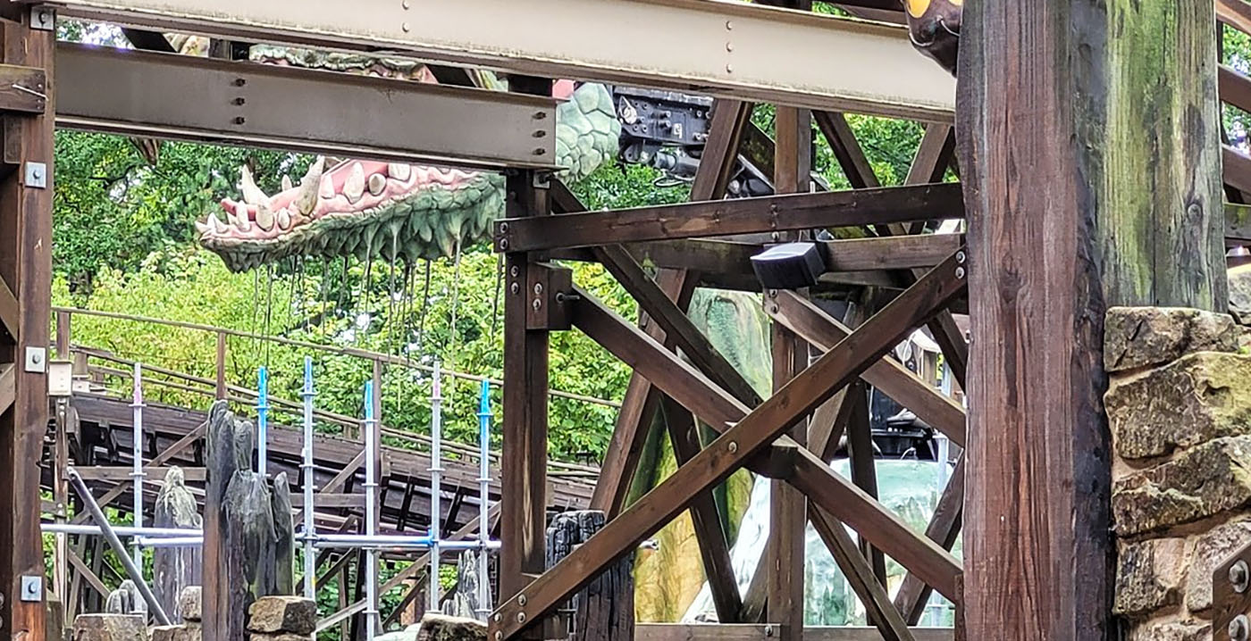 Efteling gaat draak Edna dit najaar eindelijk repareren