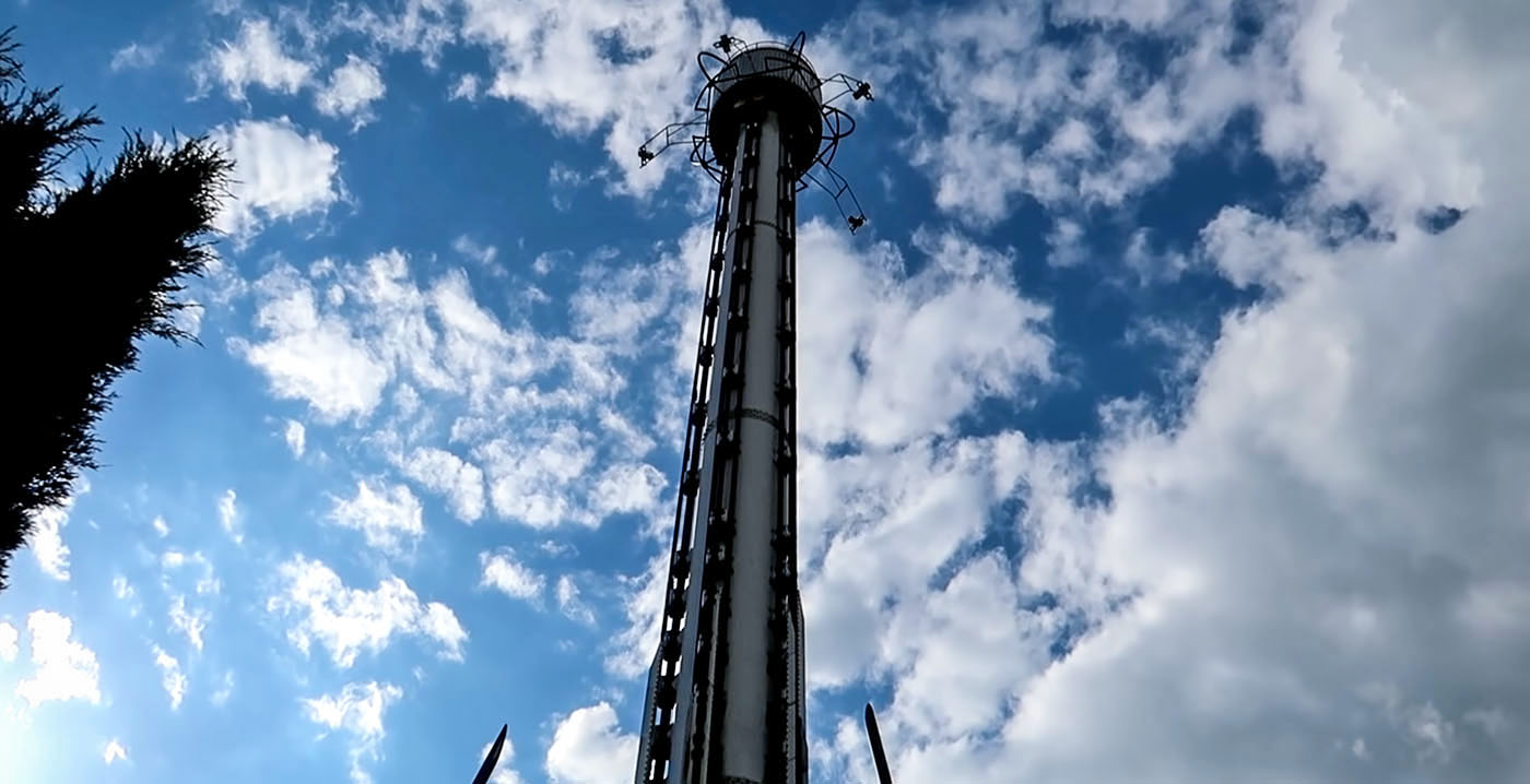 54 meter hoge vrijevaltoren verdwijnt uit Engels pretpark