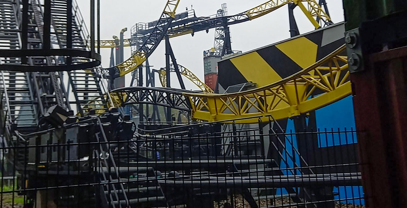 Vrouw (24) opgepakt na zware mishandeling bij achtbaan Walibi Holland