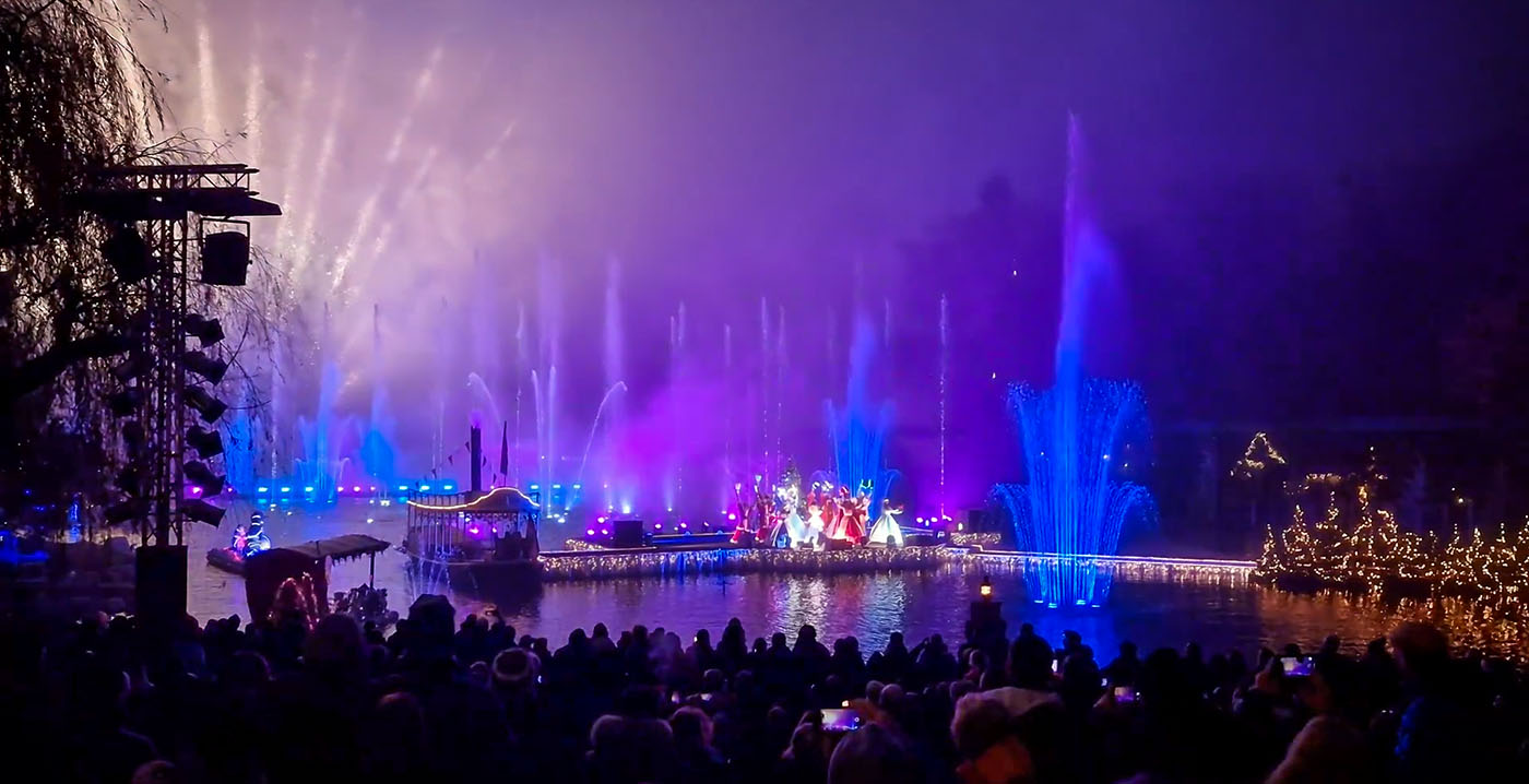 Nieuwe avondshow met muziek, vuurwerk en fonteinen tijdens winterseizoen Europa-Park