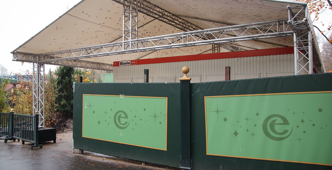 Efteling: tijdelijke toiletten naast bouwplaats Danse Macabre