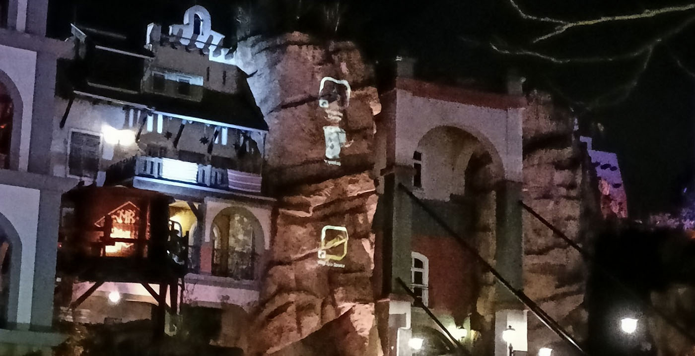 Oeps: Phantasialand projecteert computericoontjes in themagebied