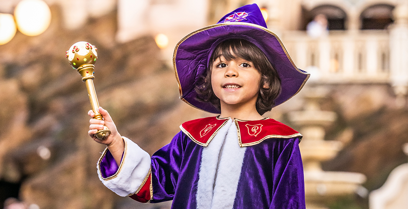 Foto's: Efteling brengt nieuwe Pardoes-verkleedkleding op de markt