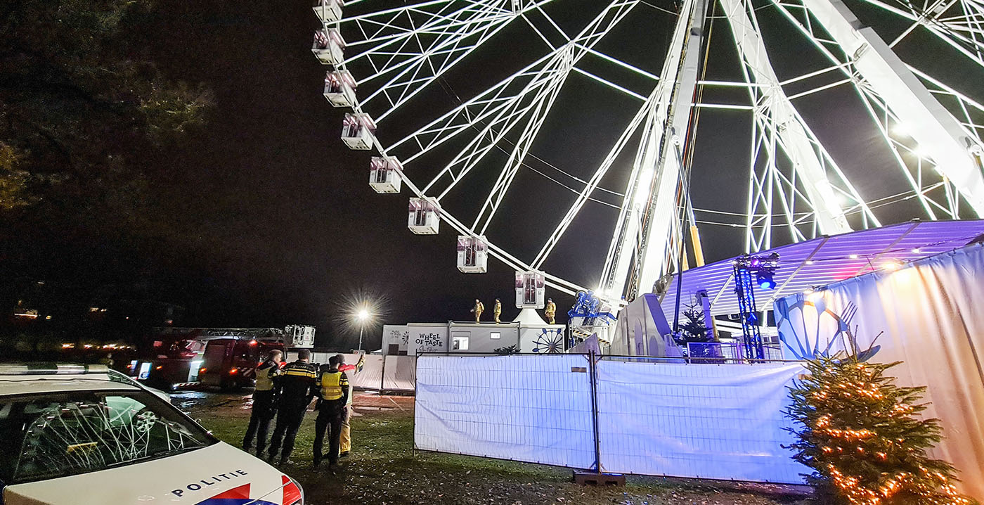 Pechvogels zitten vast in 70 meter hoog reuzenrad Enschede
