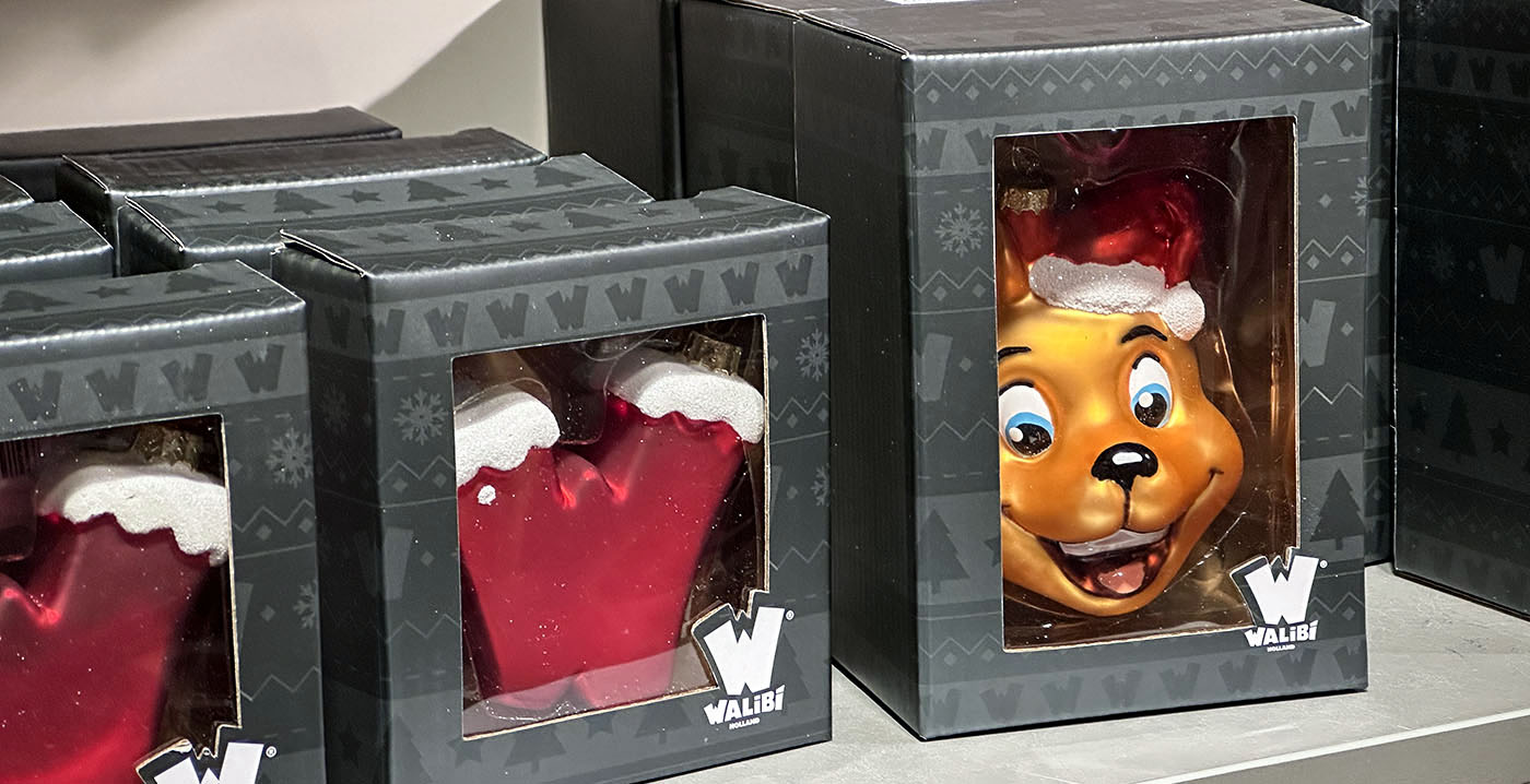 Nieuwe Walibi-souvenirs tijdens Bright Nights: kersttruien, wintermokken en kerstballen