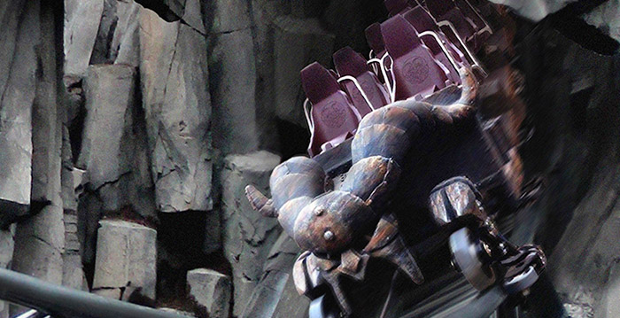 Phantasialand onthult trein van nieuwe lanceerachtbaan Taron: 'Uniek en zeer comfortabel'