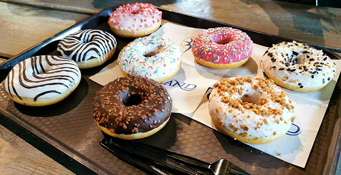 Toverland wordt donutparadijs: twaalf verschillende smaken