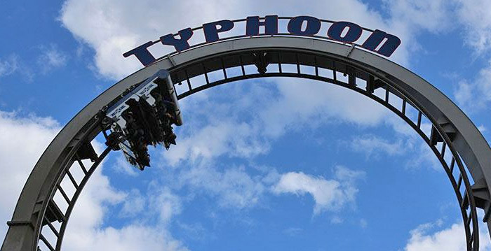 Bobbejaanland sluit achtbaan Typhoon na botsing