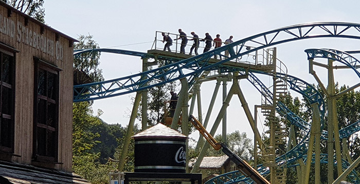 Achtbaan Walibi Belgium loopt vast tijdens ritje