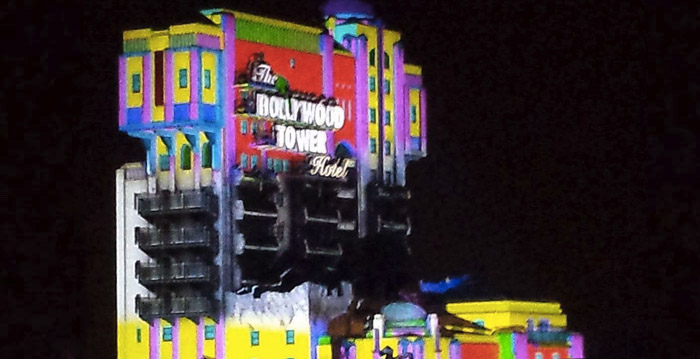 Disneyland Paris test enorme videoprojecties op Tower of Terror