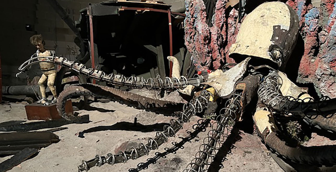 Foto's: decors van Phantasialand-attractie Hollywood Tour gestript