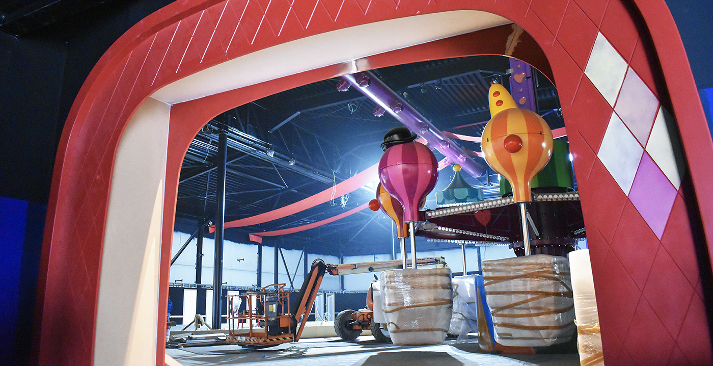 Foto's: attracties in nieuw themagebied Plopsaland staan op hun plek