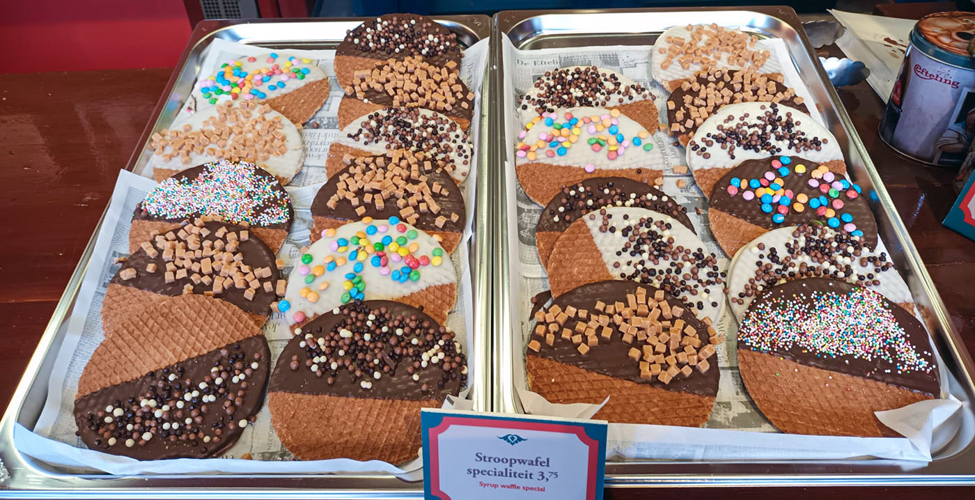 Foto's: Efteling introduceert Stroopwafelhuysje in het Sprookjesbos