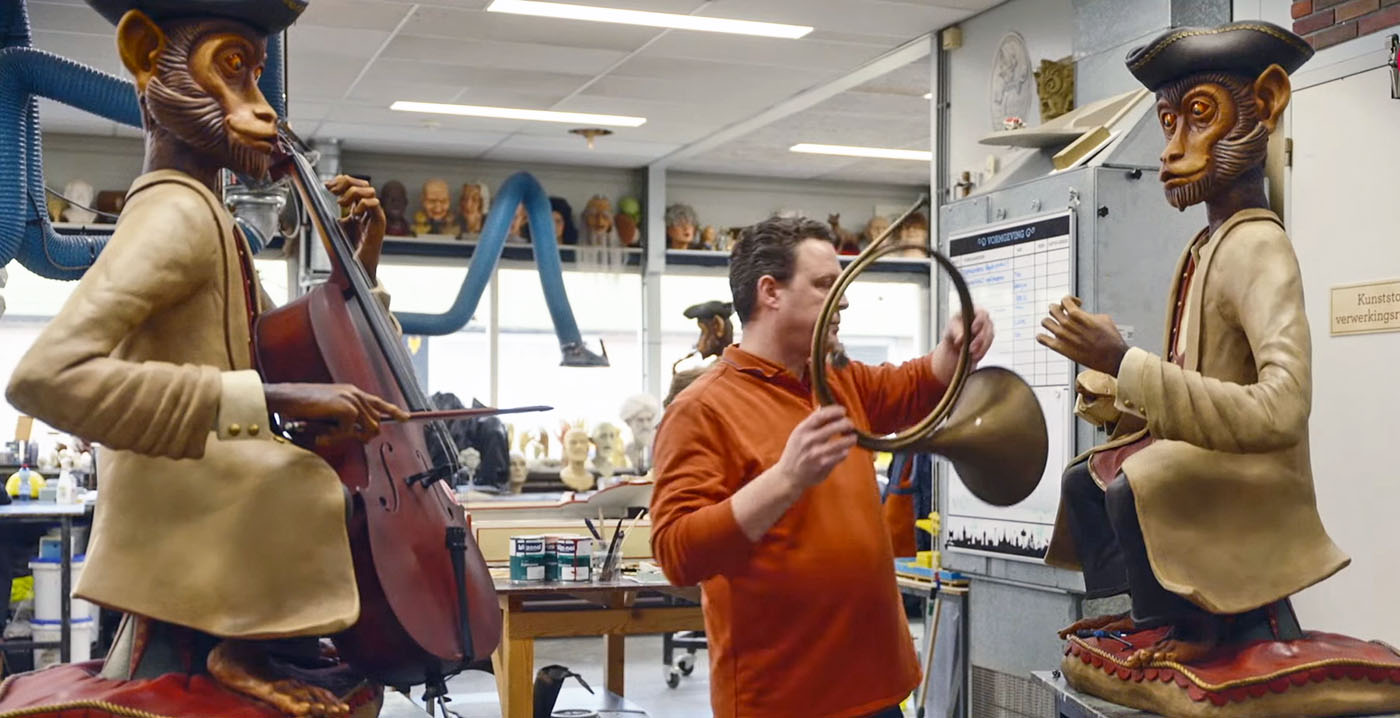 Efteling vernieuwt Anton Pieckplein: poppenkast, tijdelijke expositie en nieuwe muziek