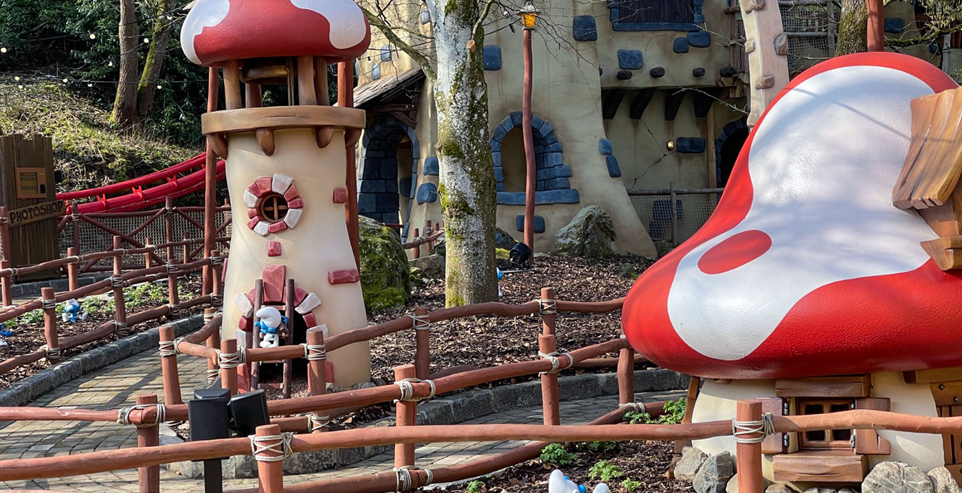 Foto's: Smurfenland is nu te bezoeken in Belgisch pretpark Plopsa Coo