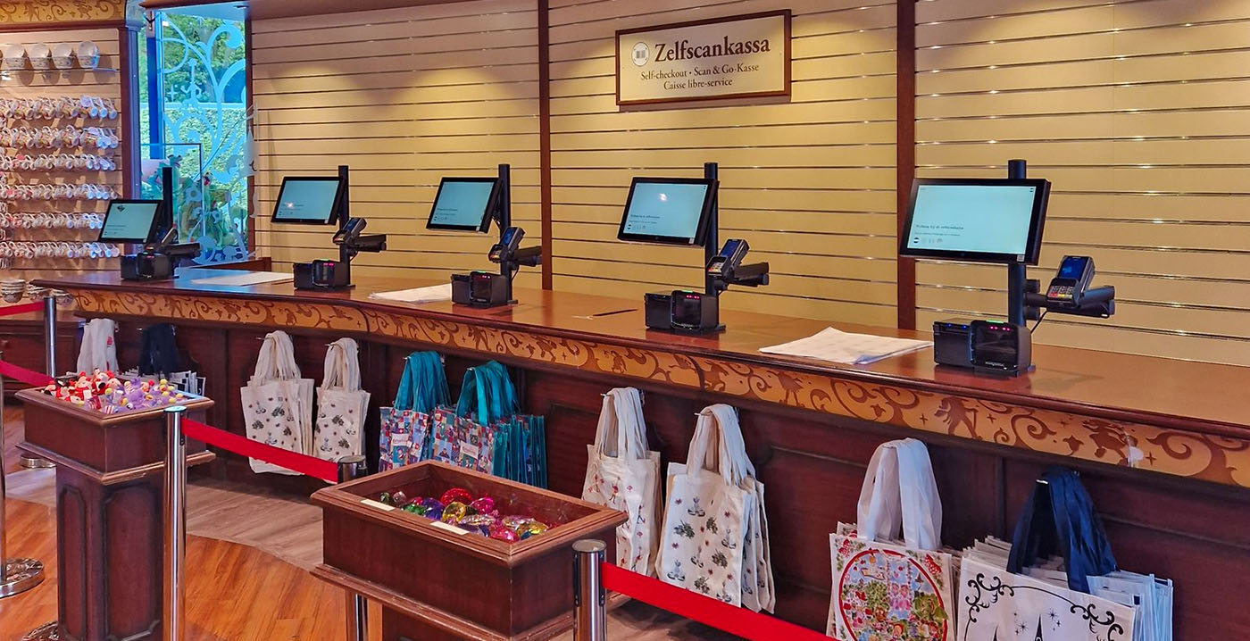 Pilot: Efteling installeert zelfscankassa's in souvenirwinkel