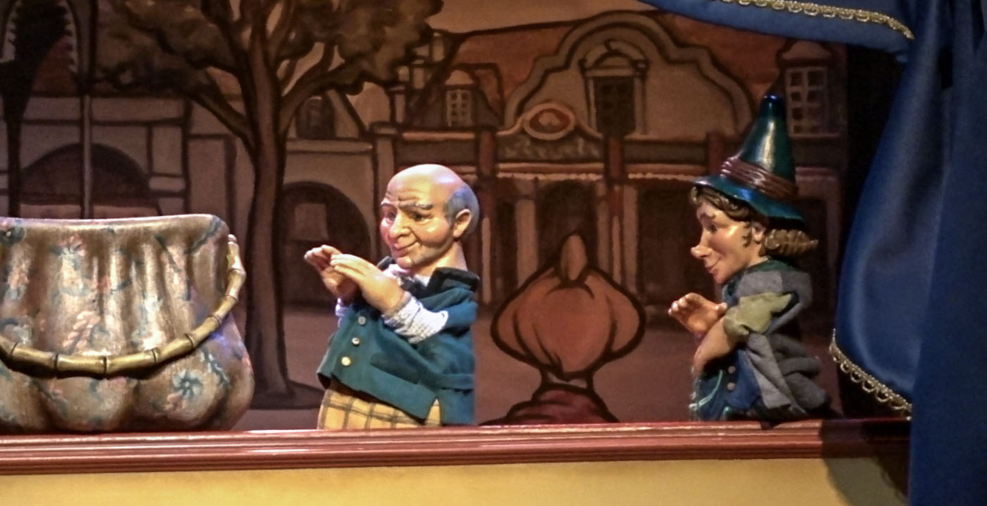 Video: Efteling introduceert nieuwe voorstelling in poppentheater