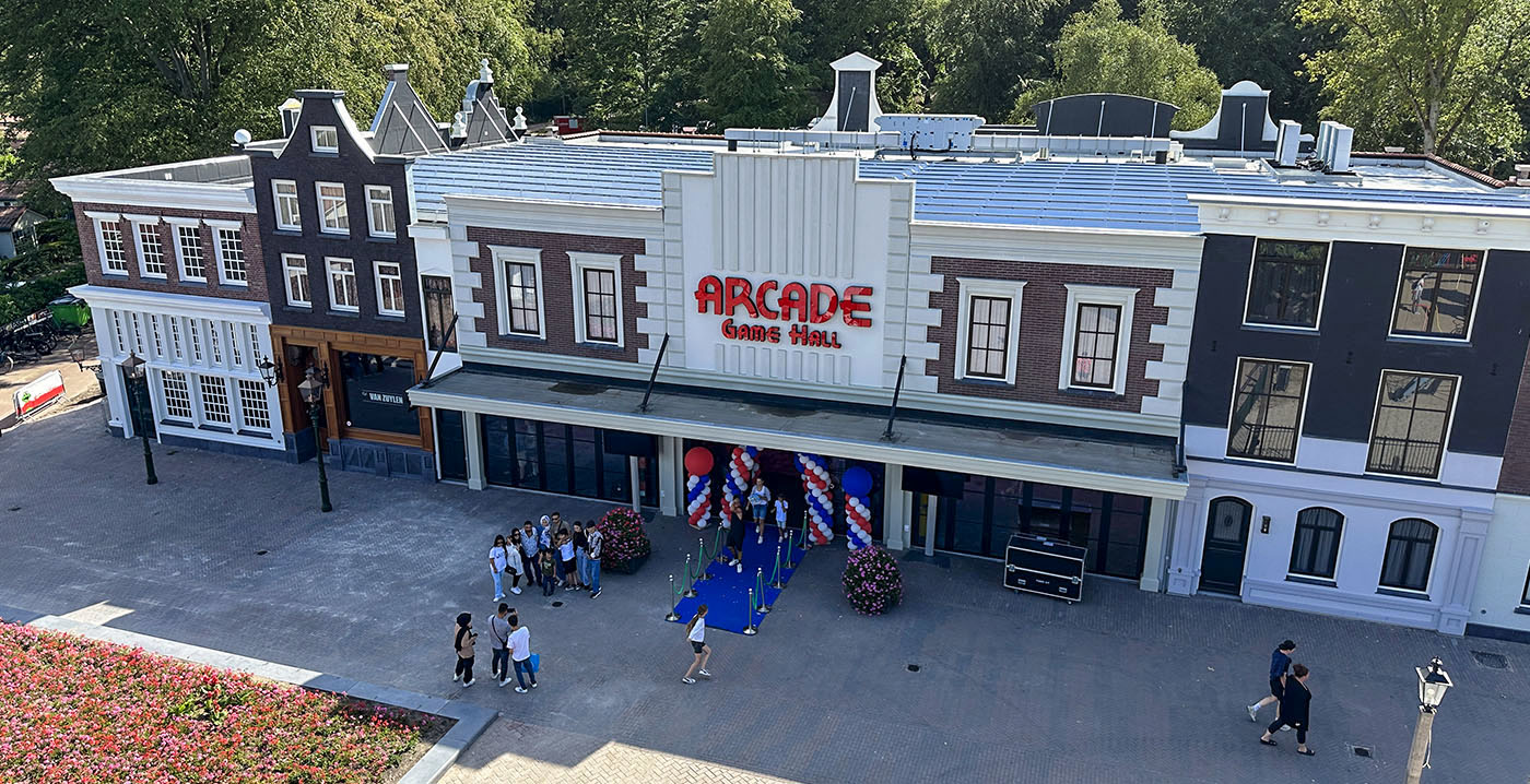 Foto's: feestelijke opening van nieuw Amsterdams themagebied in Duinrell
