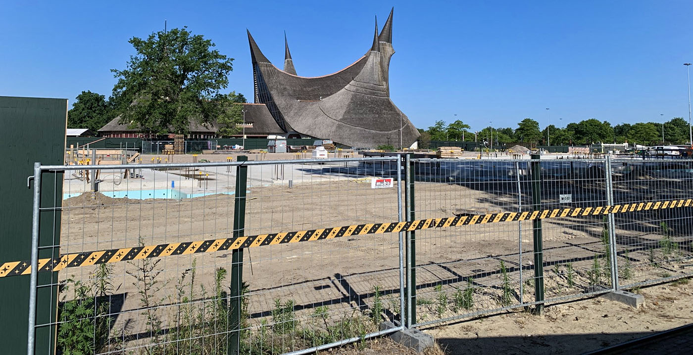 Efteling-directeur Fons Jurgens geeft uitleg over stilstand op bouwplaats nieuw hotel