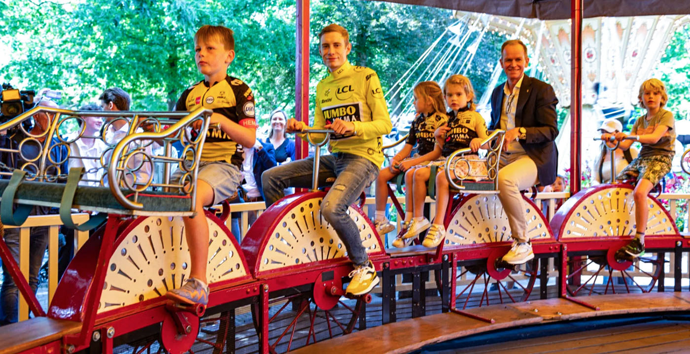 Winnaar Tour de France 2023 gehuldigd in de Efteling