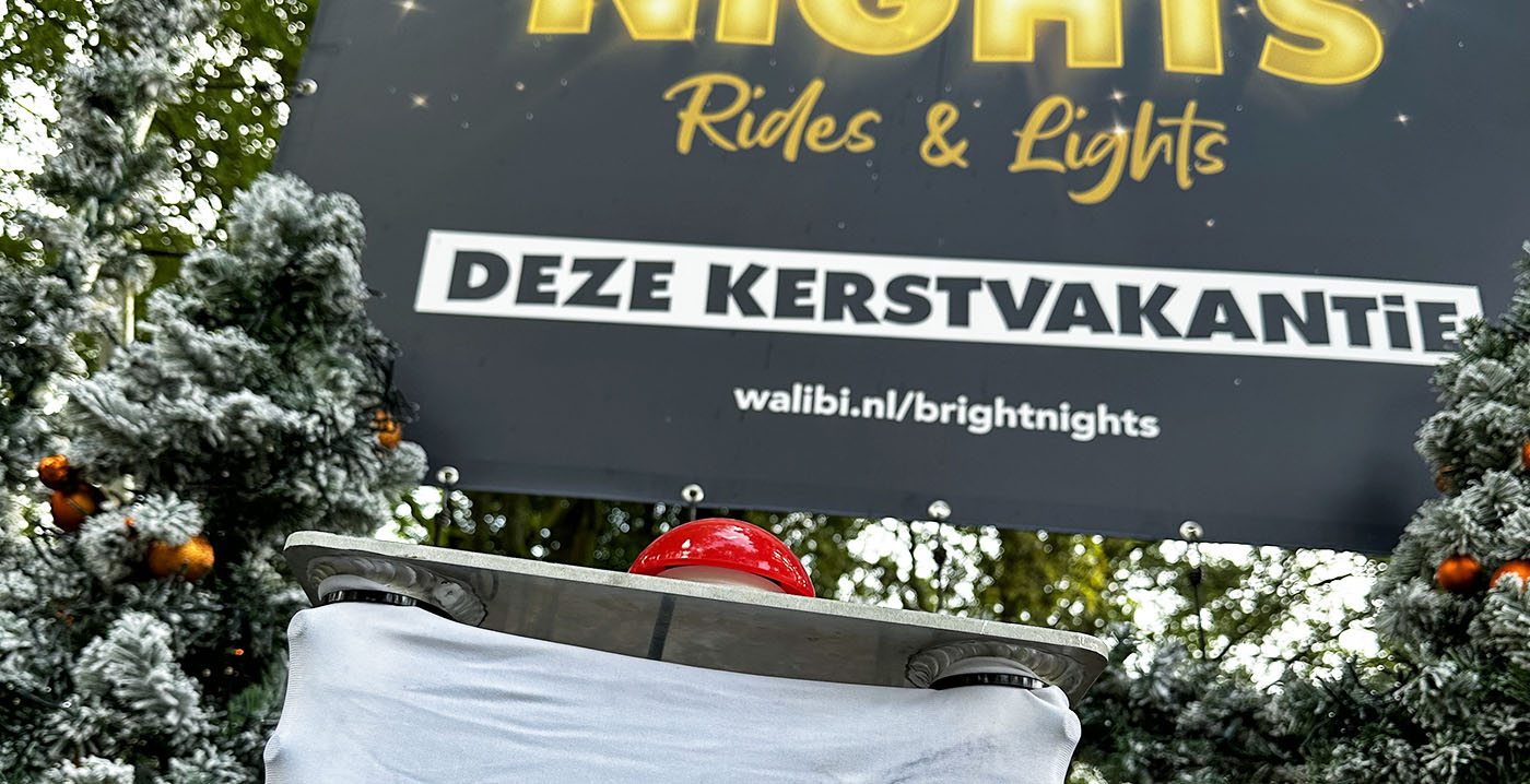 Video: grote rode knop activeert nieuw effect in Walibi Holland
