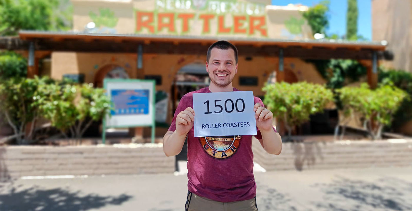 Belgische pretparkfan breekt nationaal record door ruim 1500 verschillende achtbanen te berijden