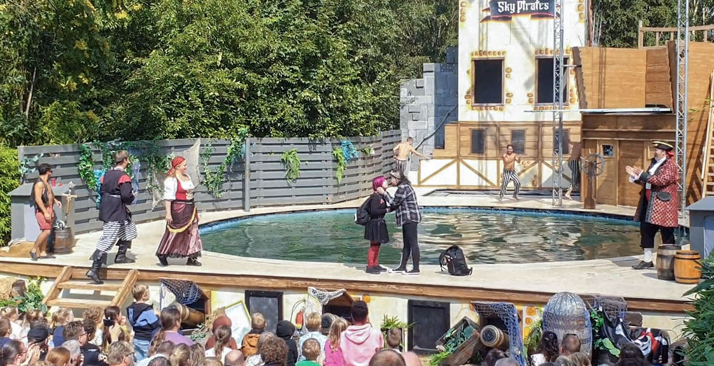 Video: duikshow Avonturenpark Hellendoorn stilgelegd voor huwelijksaanzoek