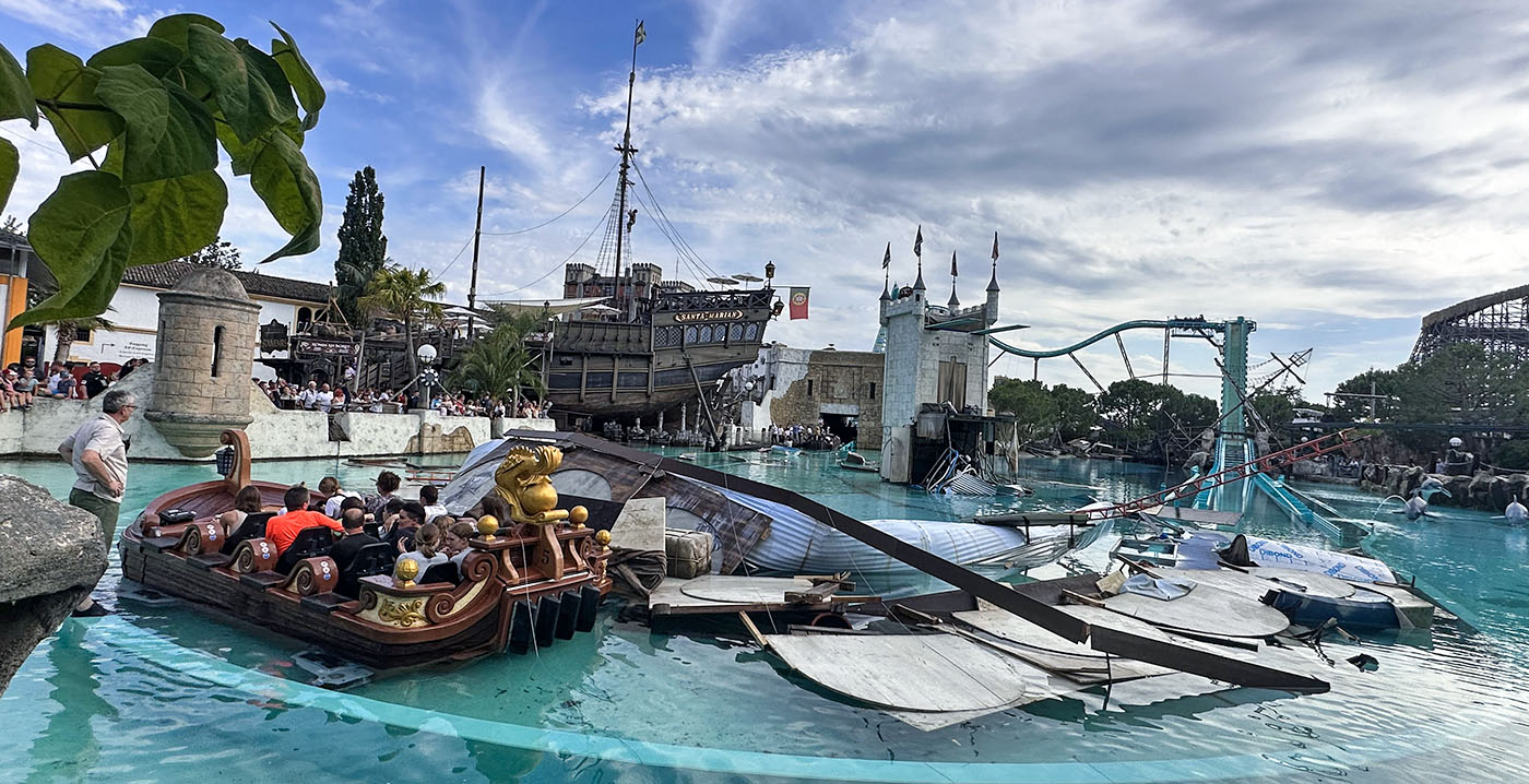 Bizar ongeluk in Europa-Park: podium van duikshow stort in