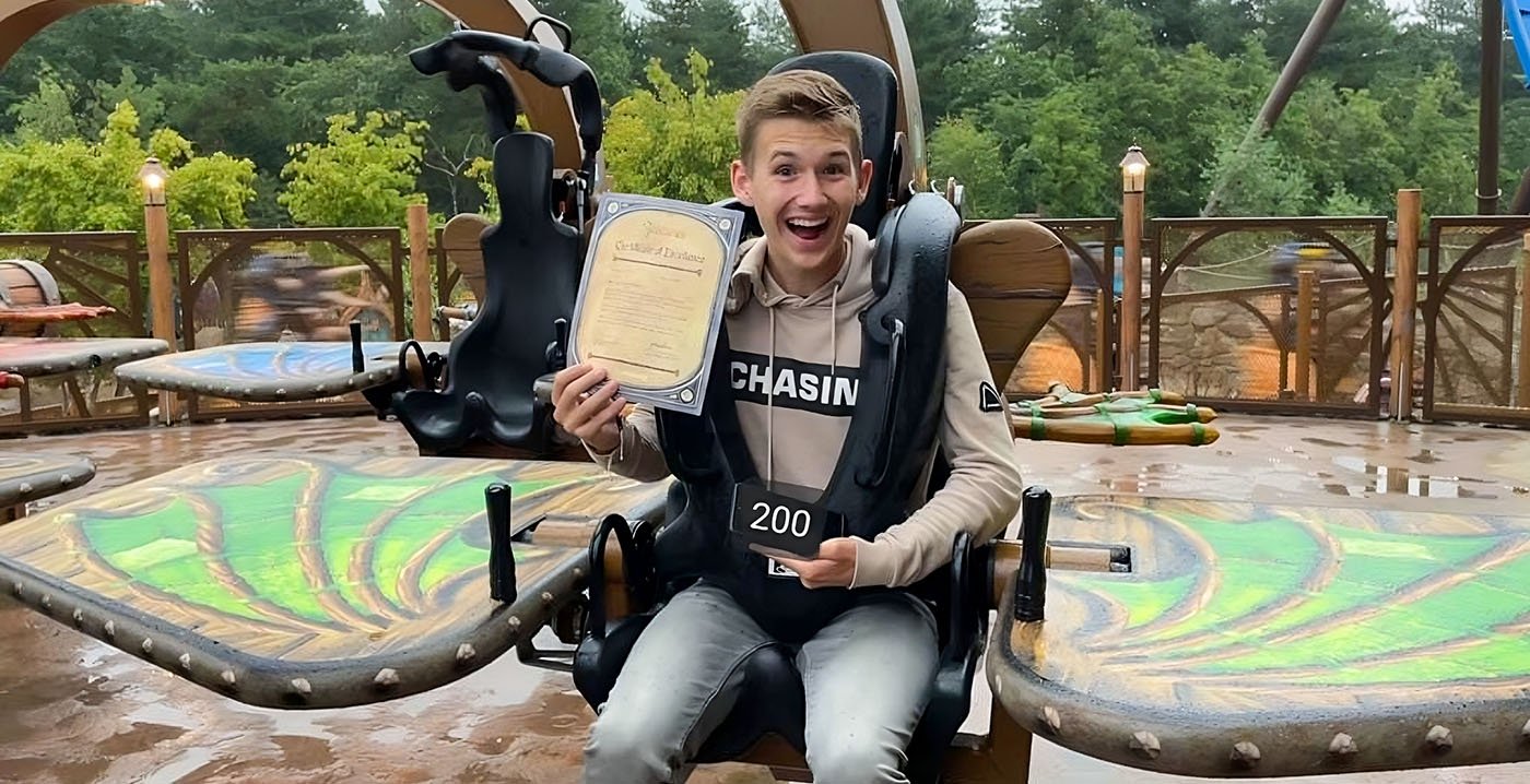 Superfan maakt binnen twee maanden tweehonderd ritjes in nieuwe Toverland-attractie