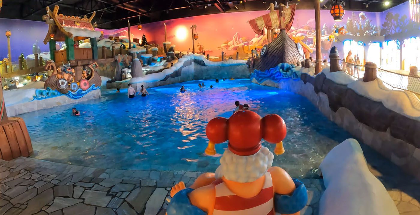 Politie plukt negen bezoekers uit zwembad Plopsaland
