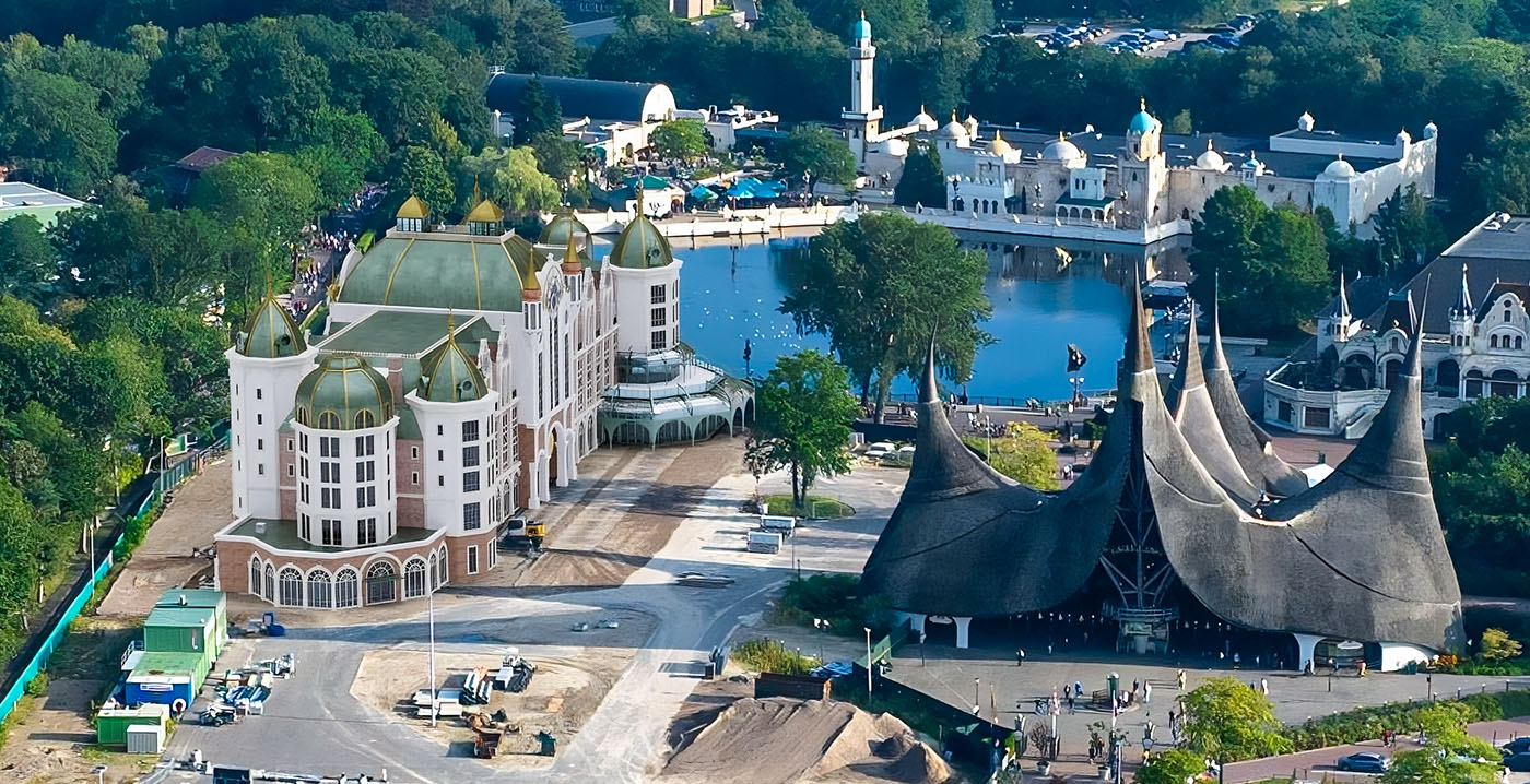 3D-model op dronefoto geplakt: dit wordt het nieuwe Efteling Grand Hotel