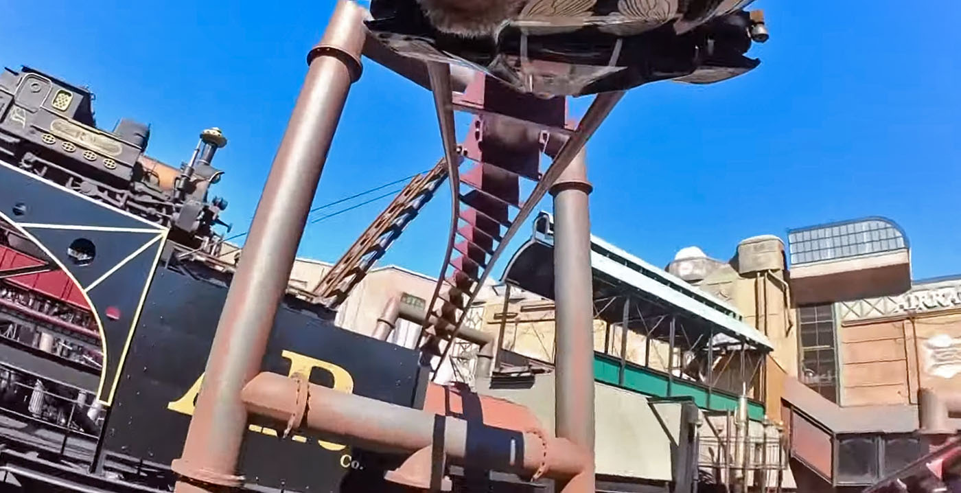 Unieke beelden: onride-video van Phantasialand-achtbaan F.L.Y. op YouTube