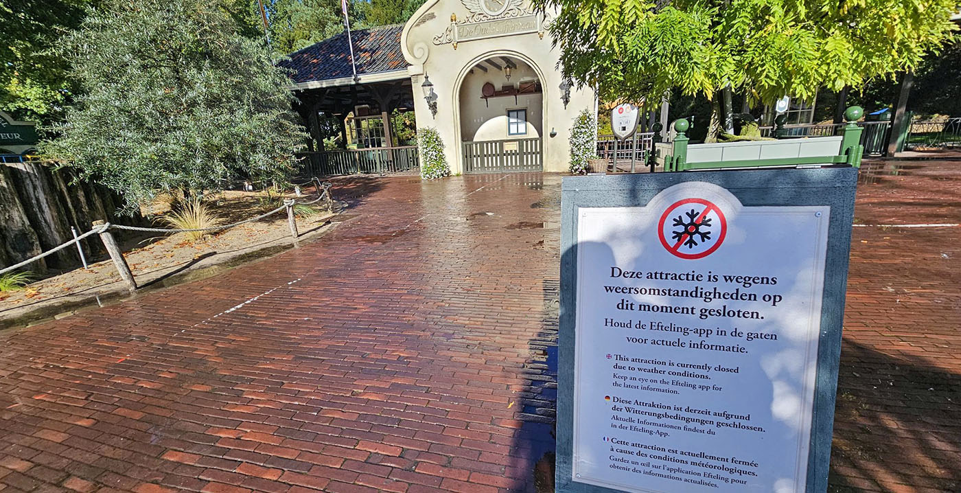 Oude Tufferbaan in de Efteling tegenwoordig dicht bij harde regen